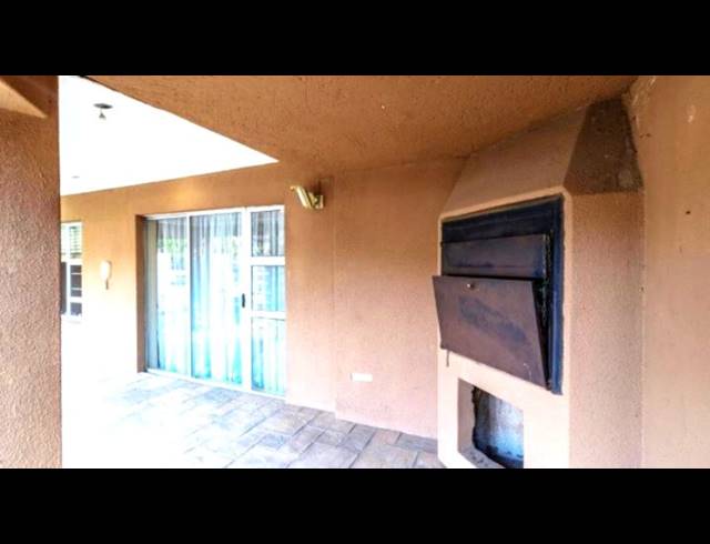 4 BEDROOM HOUSE FOR SALE IN BRACKENDOWNS